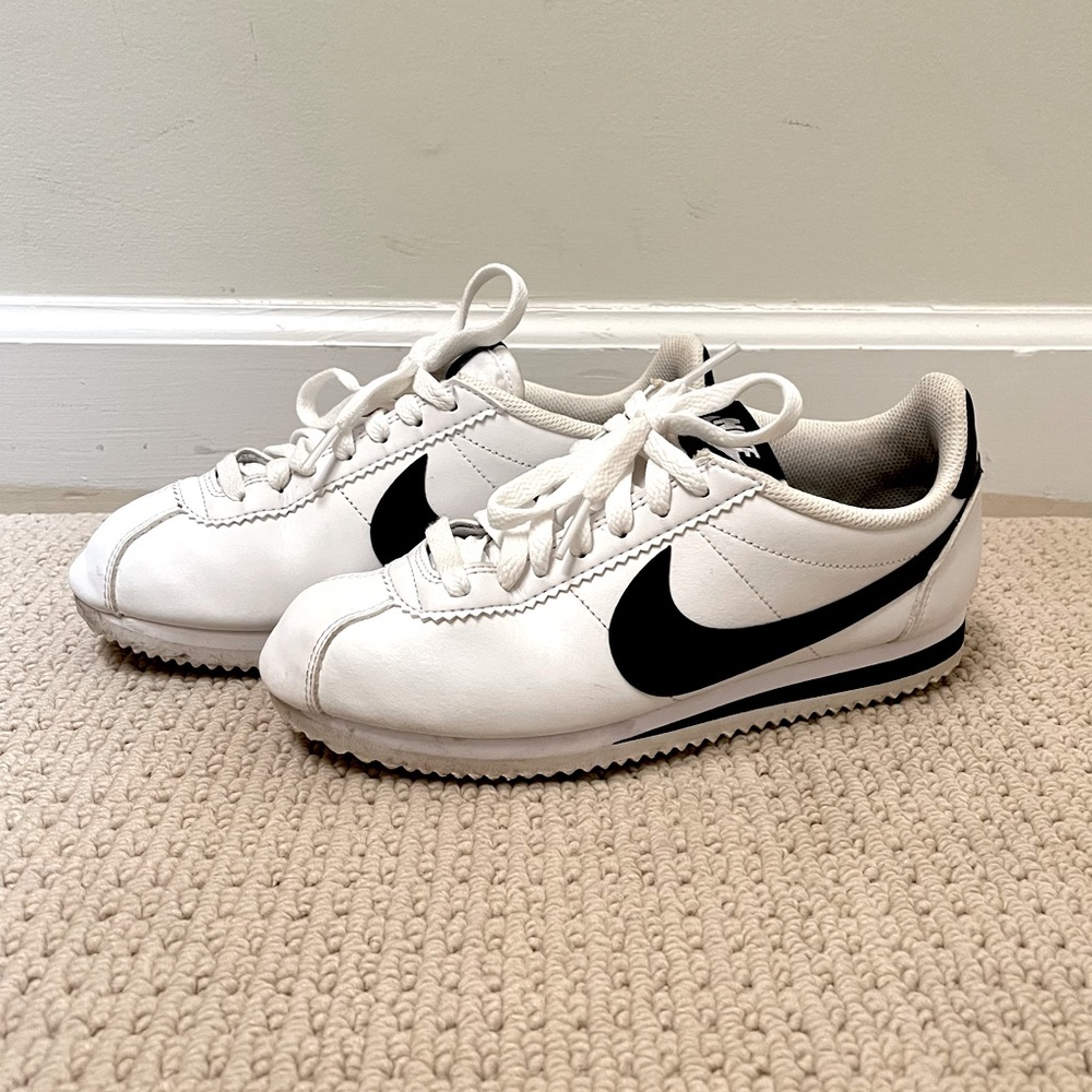 nike cortez sneakers women’s us 6.5